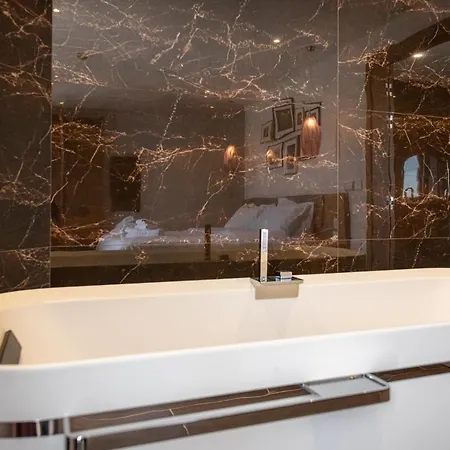 Bed and Breakfast Bliss Boutique Living Шаара Экстерьер фото